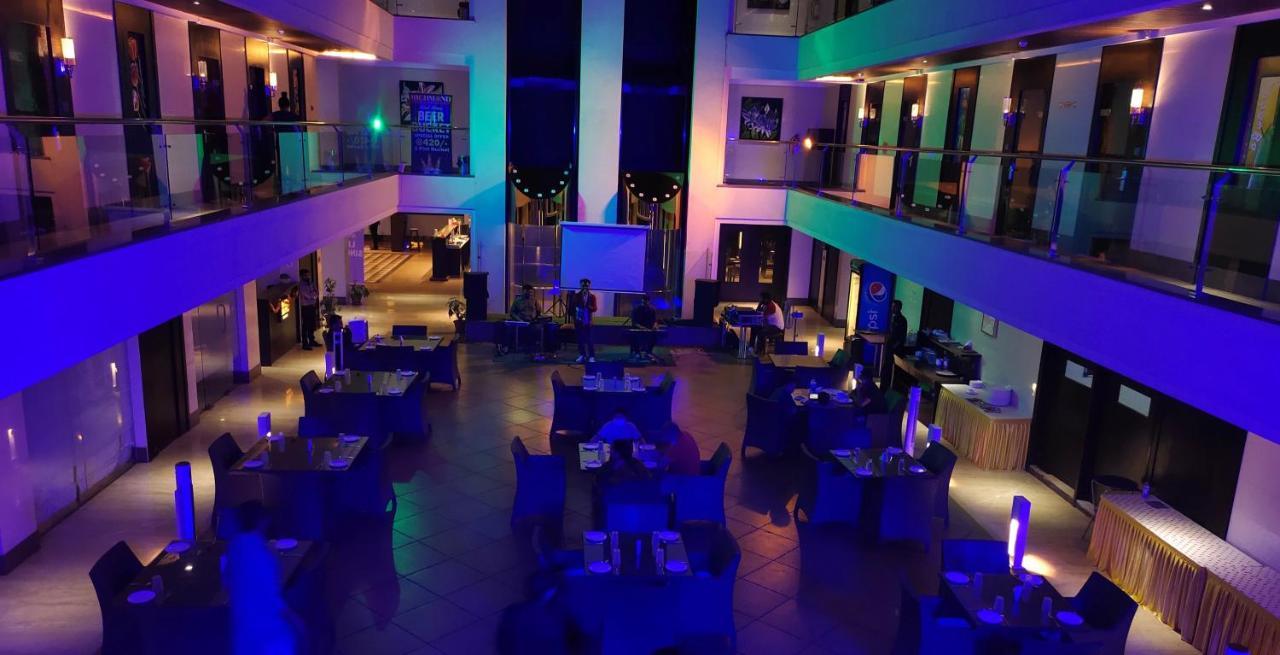 Hotel Grand Visava Lonavla Zewnętrze zdjęcie