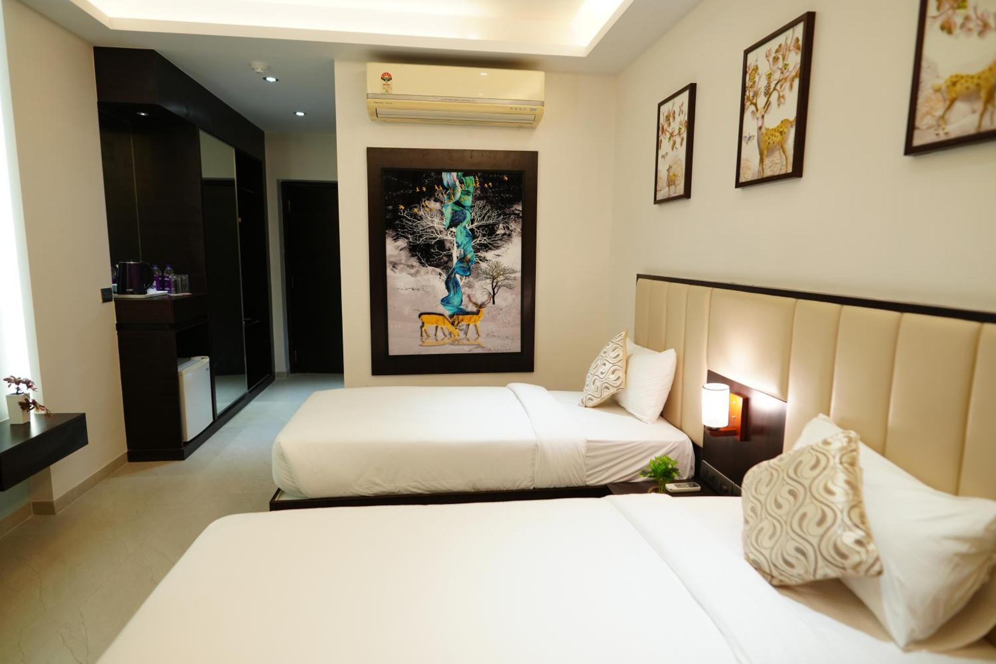 Hotel Grand Visava Lonavla Zewnętrze zdjęcie