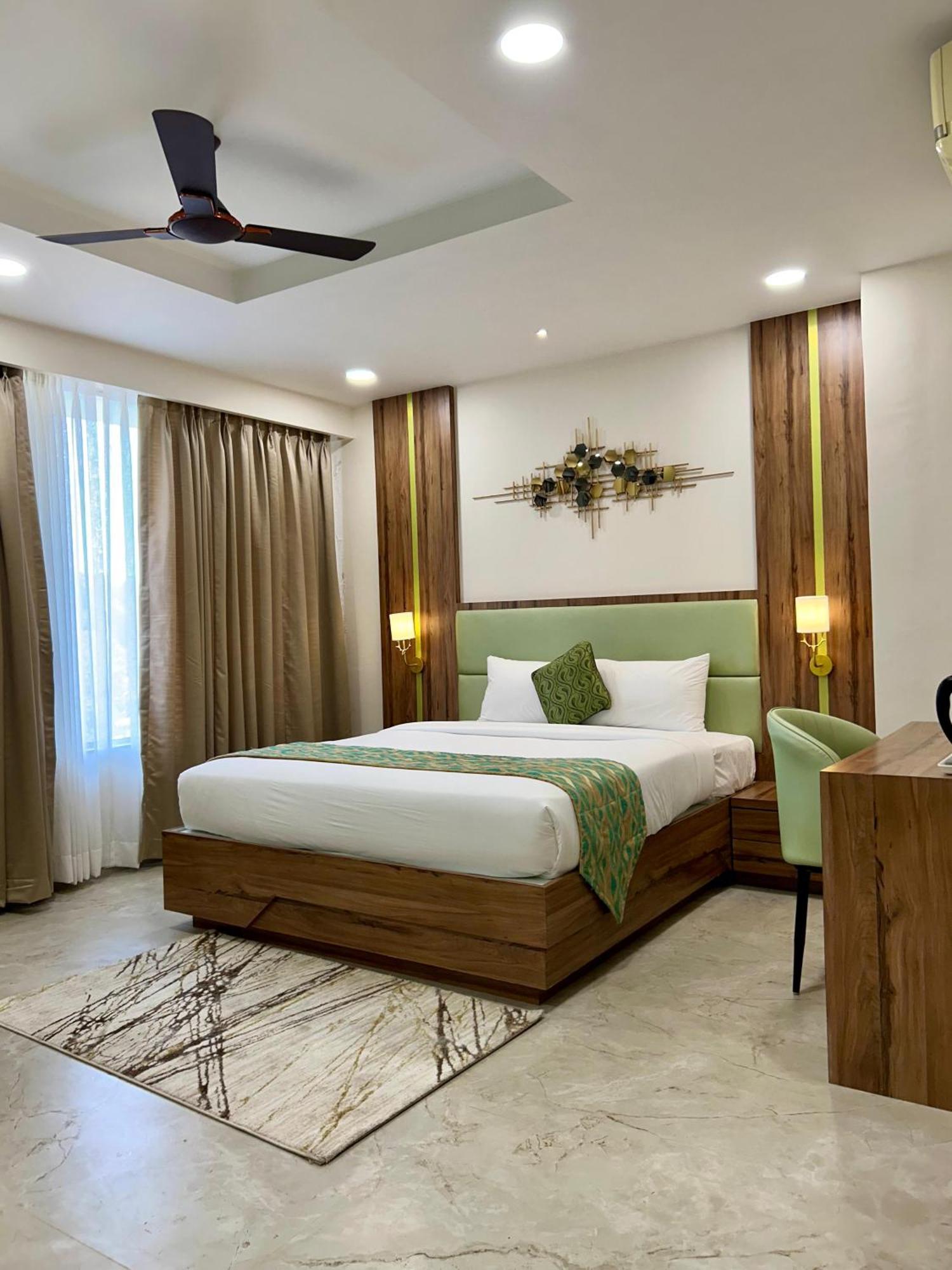 Hotel Grand Visava Lonavla Zewnętrze zdjęcie