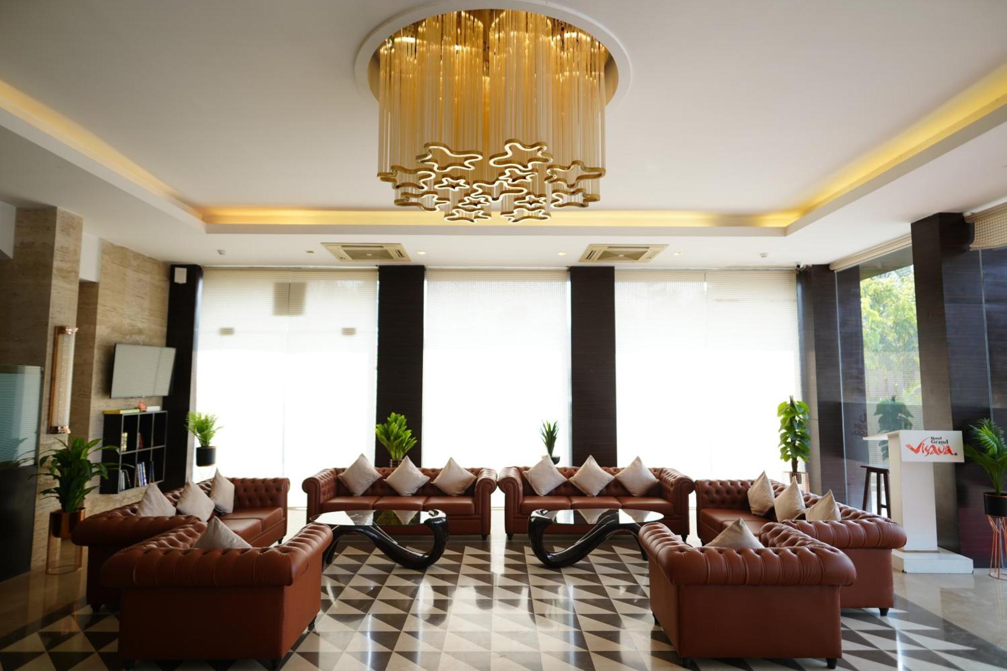 Hotel Grand Visava Lonavla Zewnętrze zdjęcie