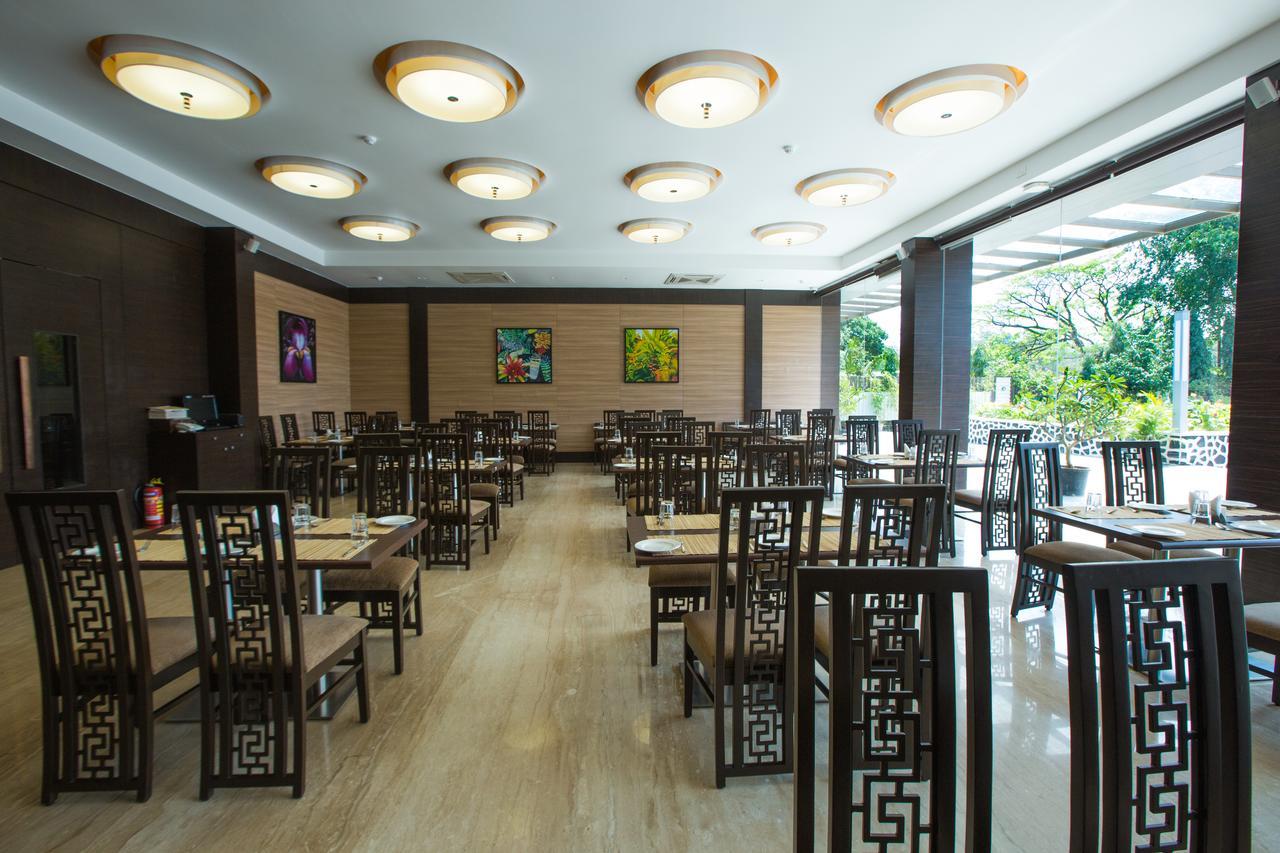 Hotel Grand Visava Lonavla Zewnętrze zdjęcie