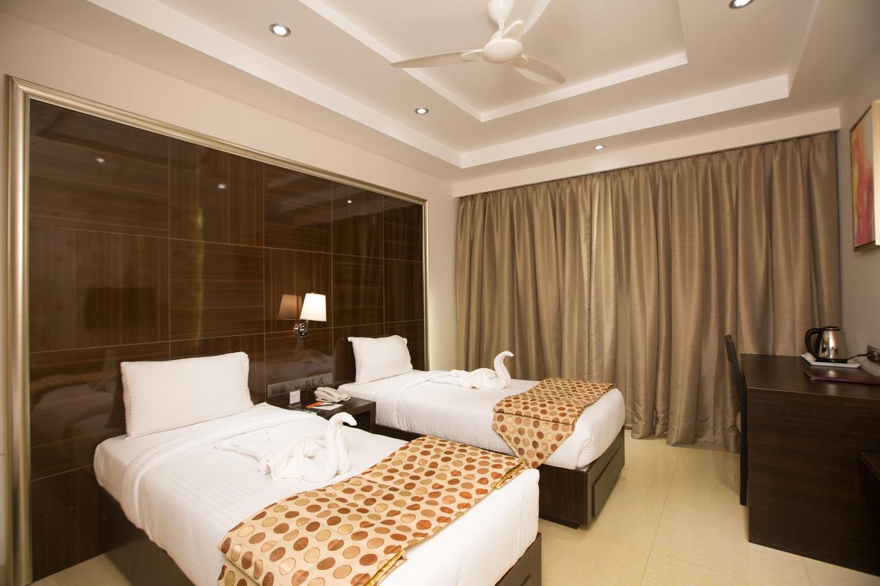 Hotel Grand Visava Lonavla Zewnętrze zdjęcie